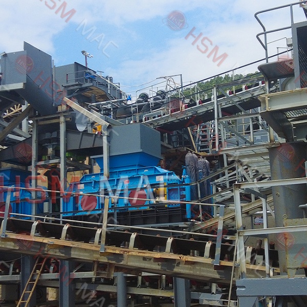 石料廠對輥制砂機(jī)