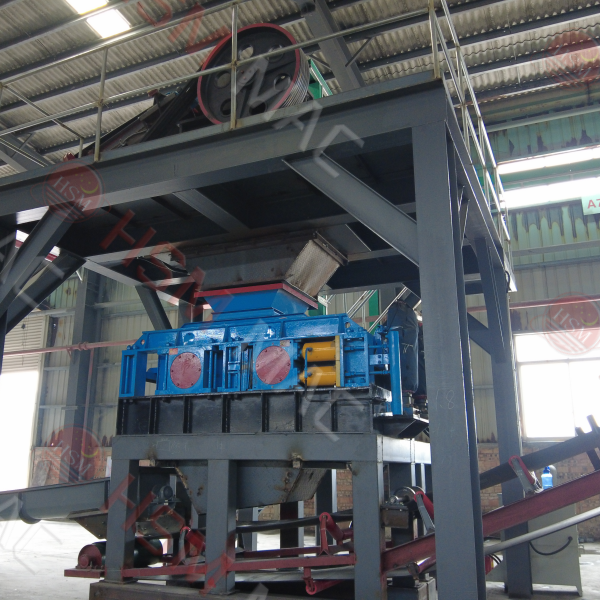 對輥制砂機(jī)