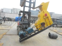 雙級(jí)粉碎機(jī)輸送機(jī)發(fā)貨現(xiàn)場