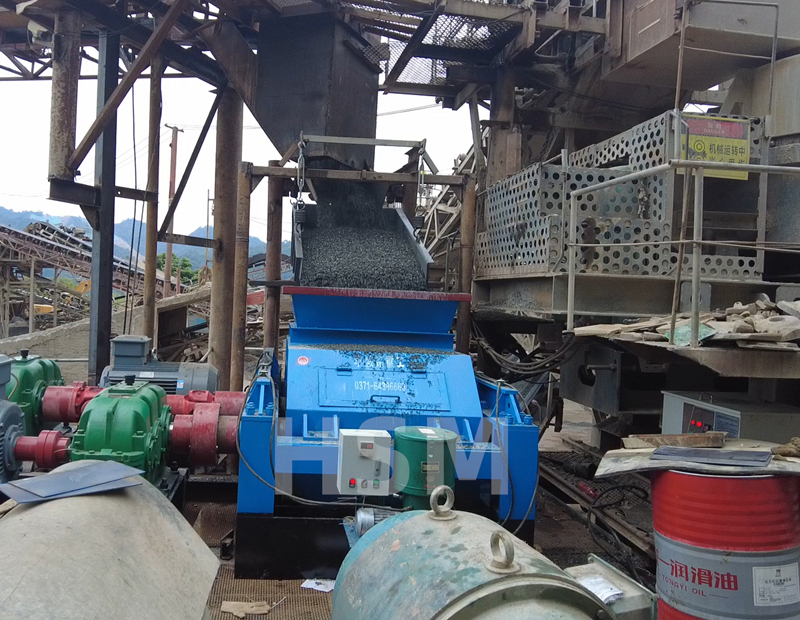 1000x800對輥機(jī) 1000x800對輥機(jī)