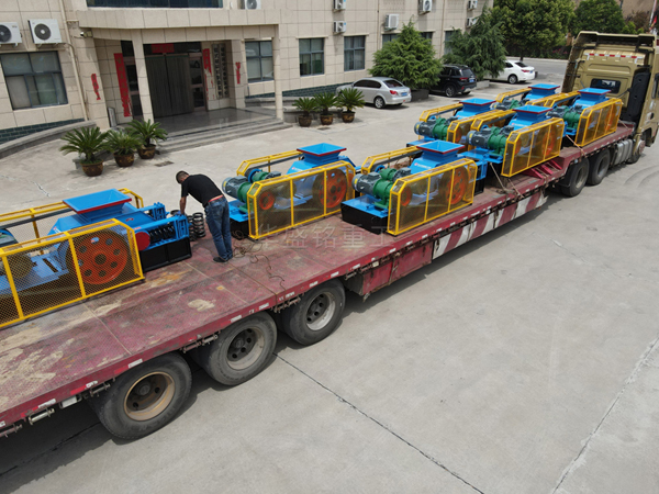 煤炭狼牙破碎機(jī) 煤炭狼牙破碎機(jī)